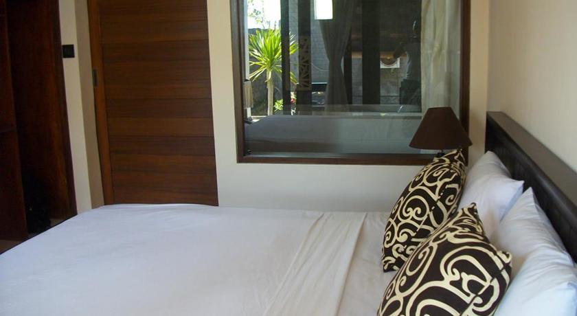 Putra'Lebah Amed Guest House Zimmer foto