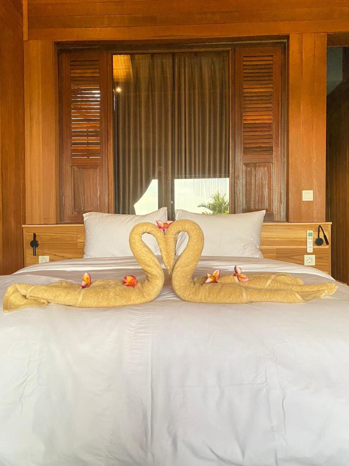 Putra'Lebah Amed Guest House Exterior foto