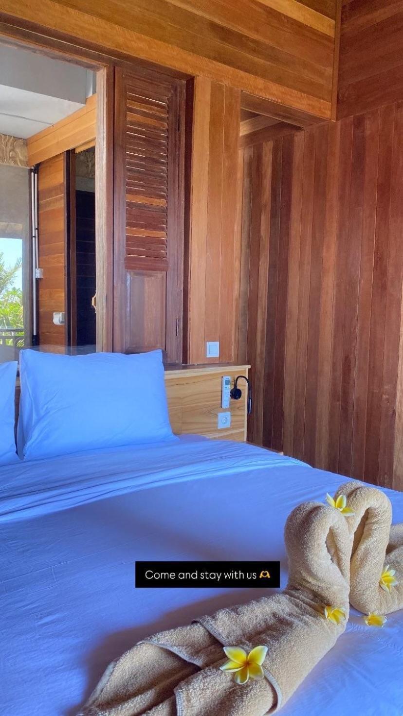 Putra'Lebah Amed Guest House Exterior foto