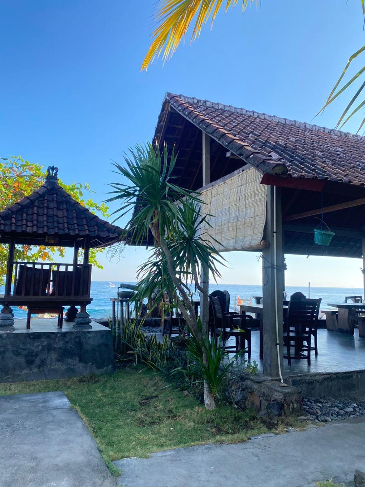 Putra'Lebah Amed Guest House Exterior foto
